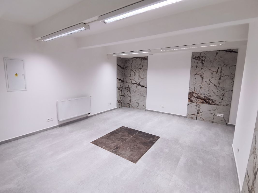 Pronájem komerční nemovitosti 24 m² – fotografie 3