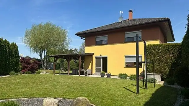 Prodej rodinného domu 170 m², pozemek 760 m², Borek – náhled fotky 1