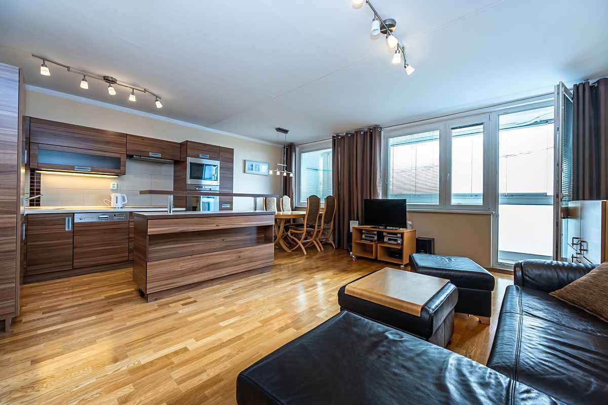 Pronájem bytu 4+kk 98 m²
