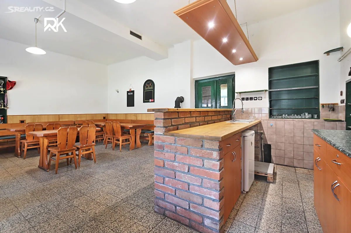 Prodej restaurace 470 m² – pohled 2