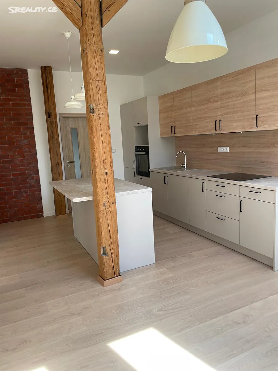 Pronájem bytu 2+1 76 m², Ústí nad Labem