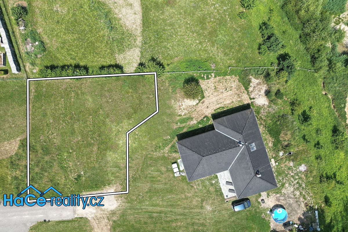 Prodej stavebního pozemku 850 m² – fotografie 3