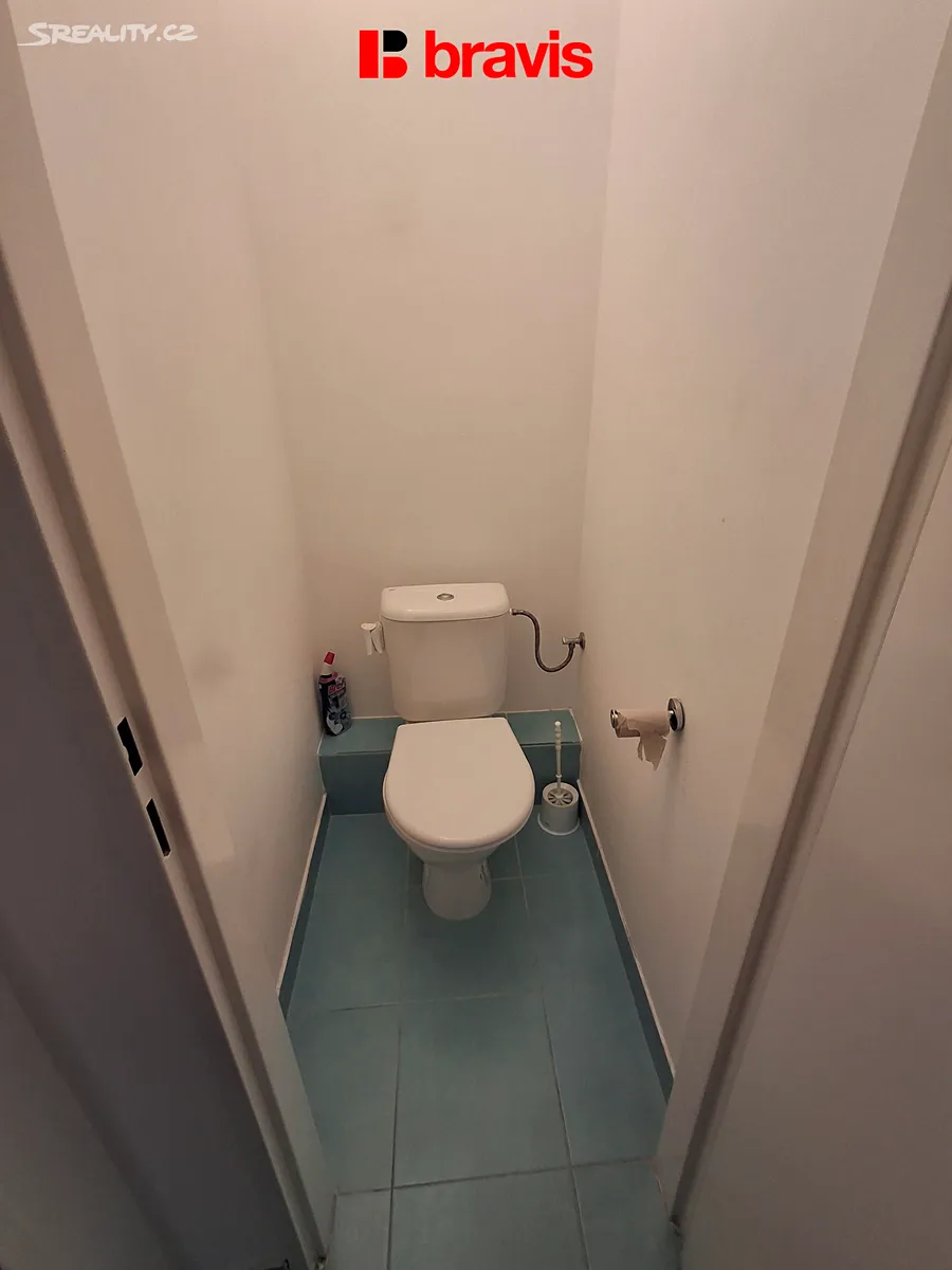 Pronájem kanceláře 25 m² – další