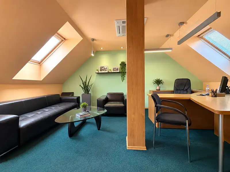 Pronájem kanceláře 62 m², Praha – náhled fotky 1