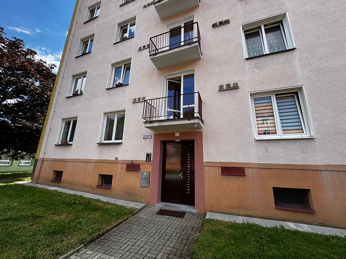 Pronájem bytu 2+1 52 m² – fotografie 2