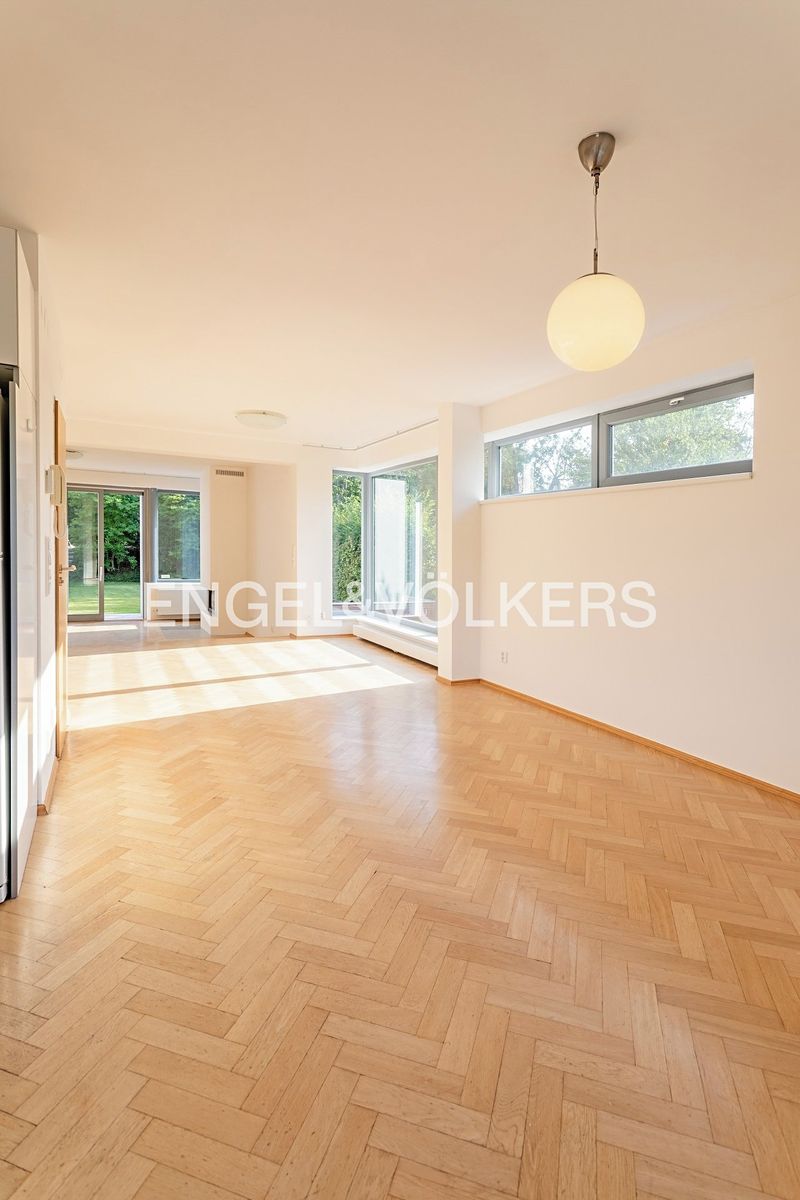 Pronájem rodinného domu 230 m², pozemek 485 m² – fotografie 5