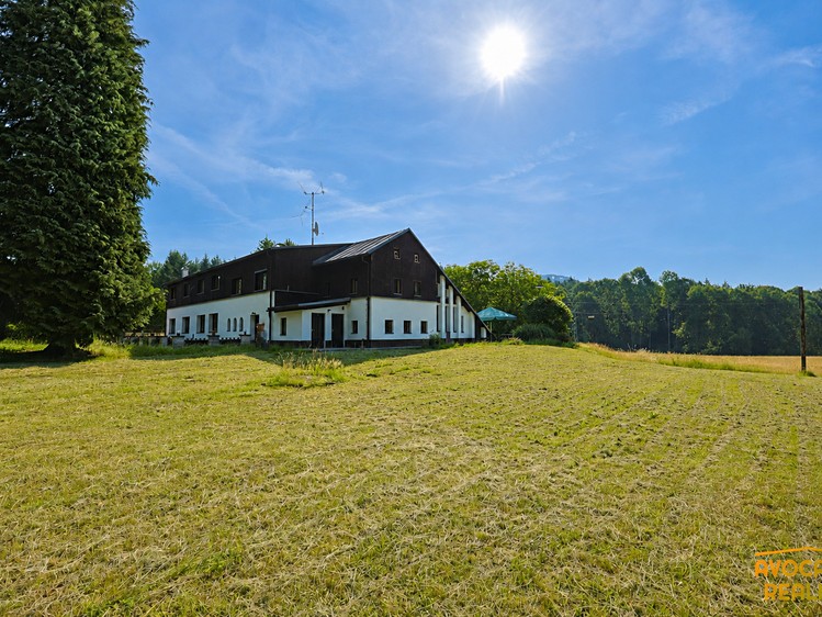 Prodej komerčního prostoru, 1 000 m² (2 z 30)