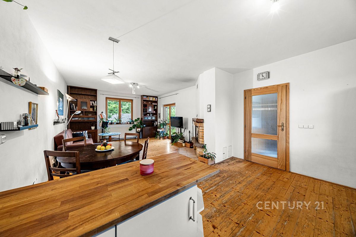 Prodej rodinného domu 168 m², pozemek 1340 m² – fotografie 5