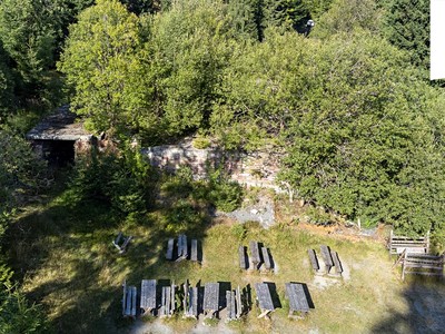 Prodej  komerčního pozemku 1 558 m²