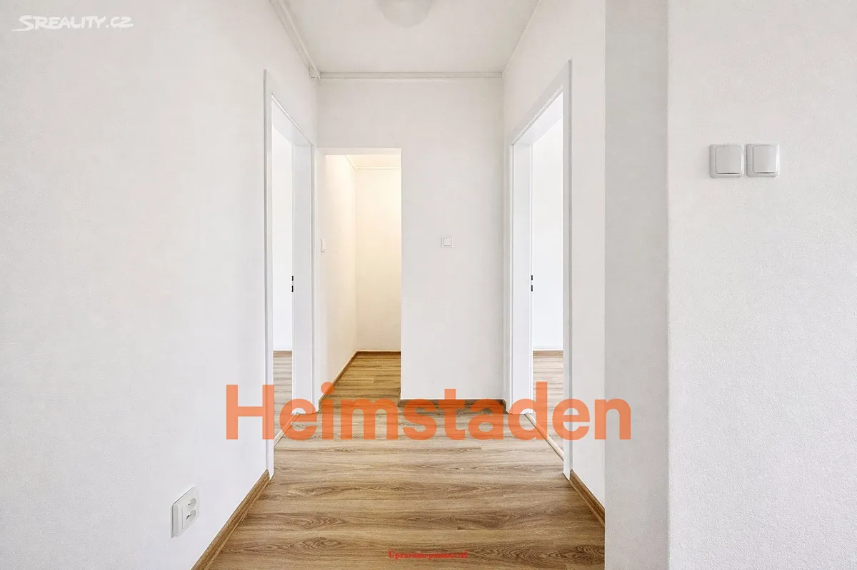 Pronájem bytu 2+1 58 m² – pohled 6