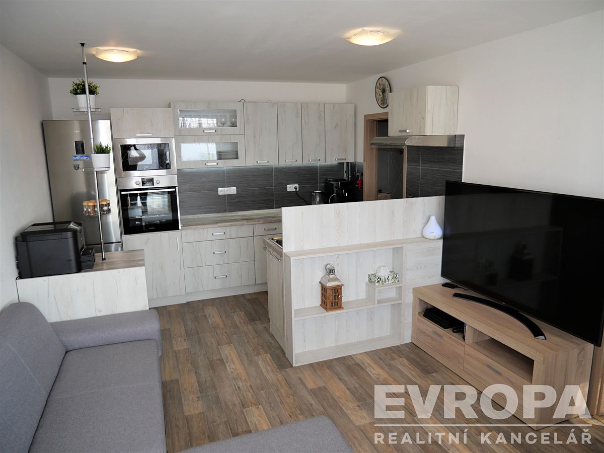 Pronájem bytu 2+kk 43 m²