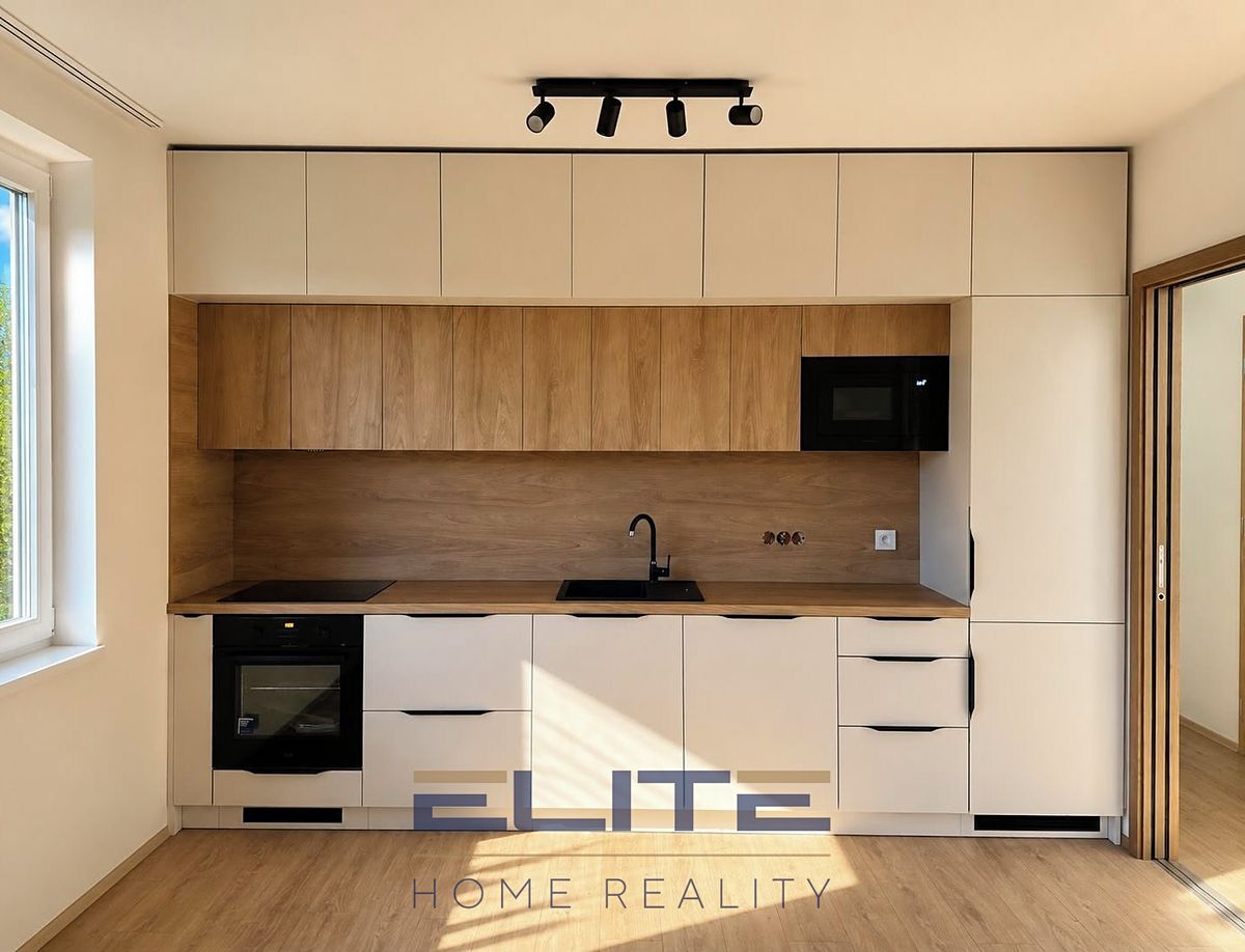 Pronájem bytu 2+kk 60 m²