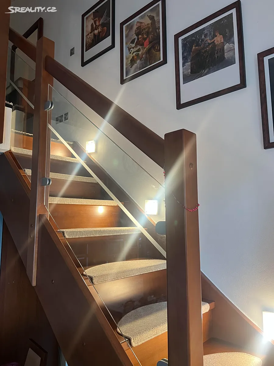 Pronájem bytu 3+kk 76 m² – pohled 5