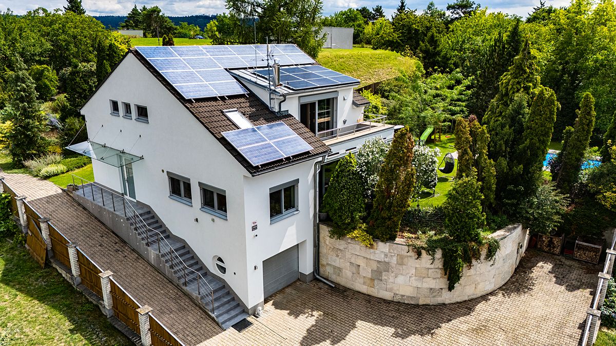 Prodej rodinného domu 223 m², pozemek 1552 m² – fotografie 5