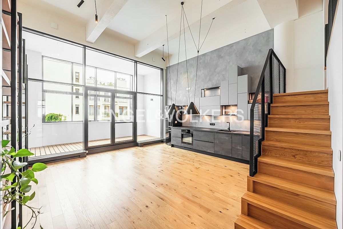 Pronájem bytu 1+kk 105 m²