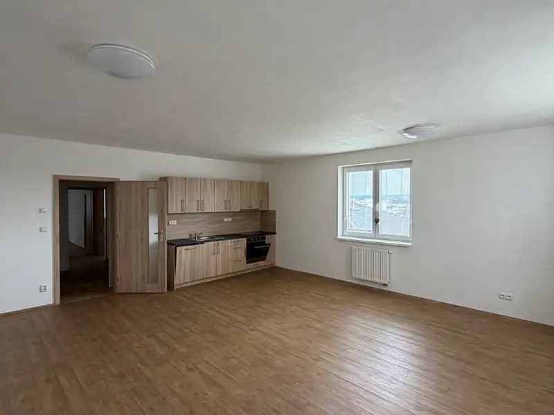Pronájem bytu 3+kk 78 m², Tachov – náhled fotky 3
