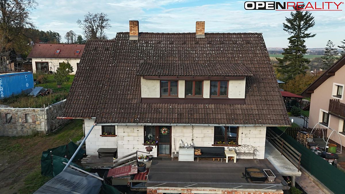 Prodej rodinného domu 360 m², pozemek 1096 m² – fotografie 2