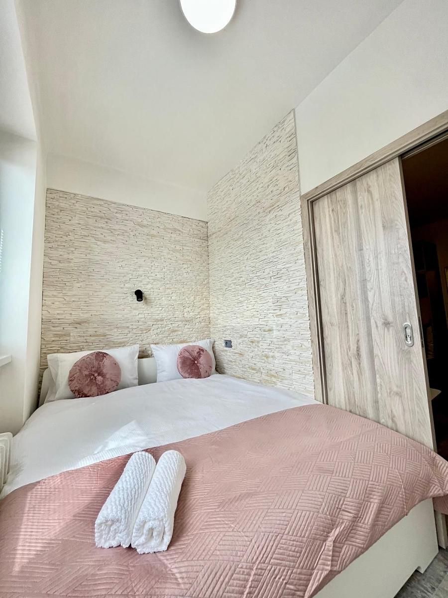Prodej komerční nemovitosti 62 m² – fotografie 2