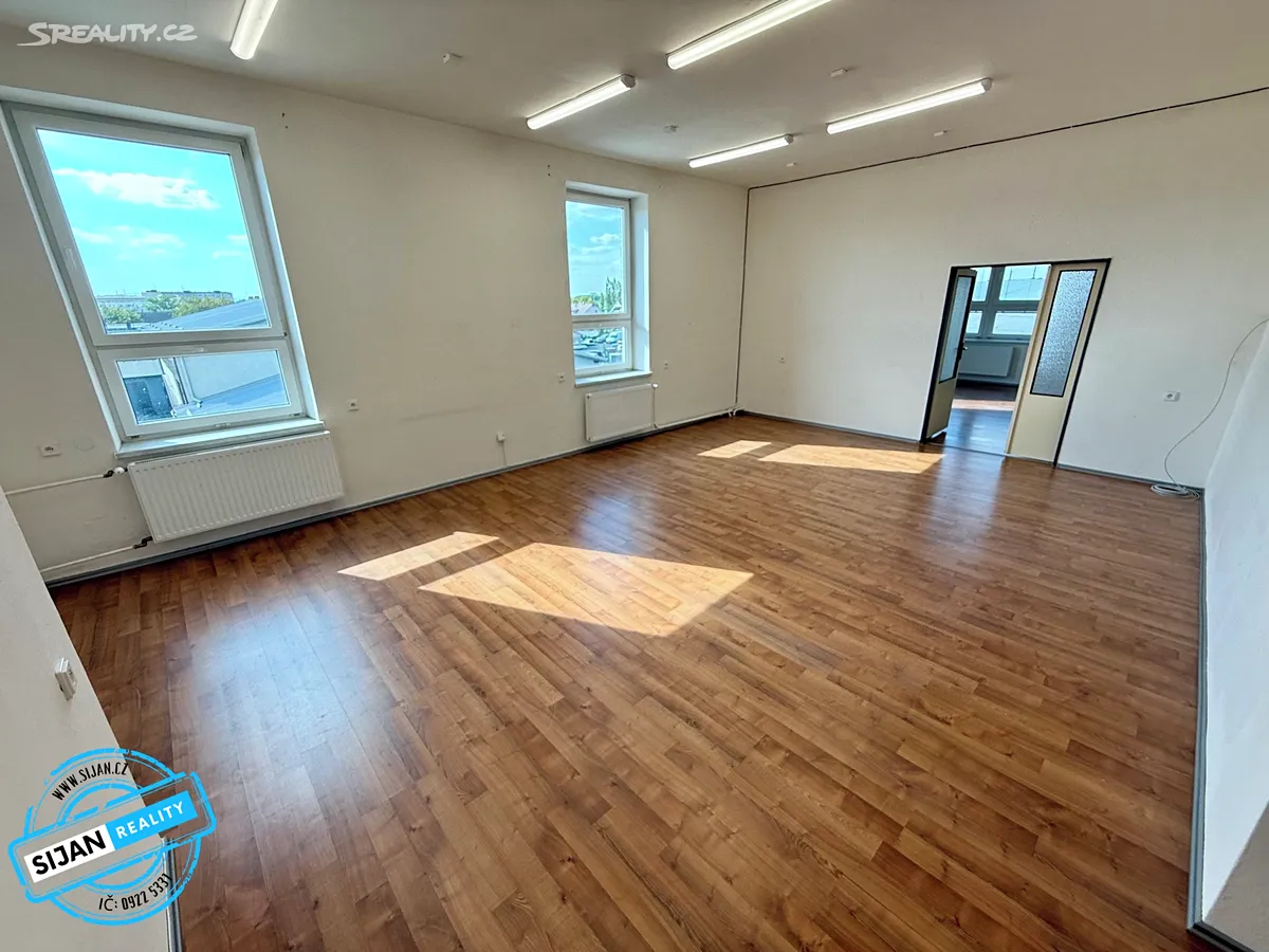 Pronájem kanceláře 59 m², Opava