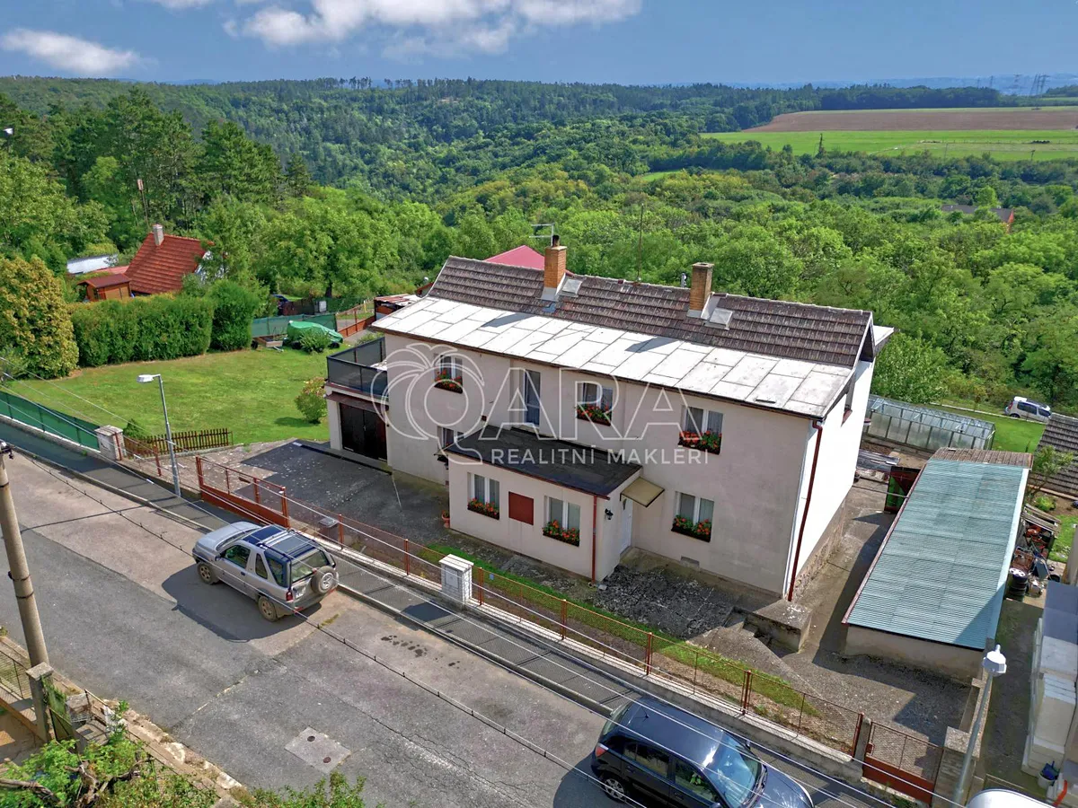 Prodej rodinného domu 395 m², pozemek 1146 m²