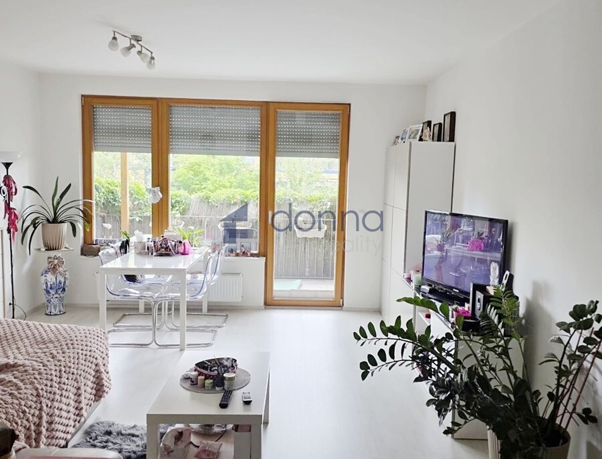 Pronájem bytu 2+kk 62 m²