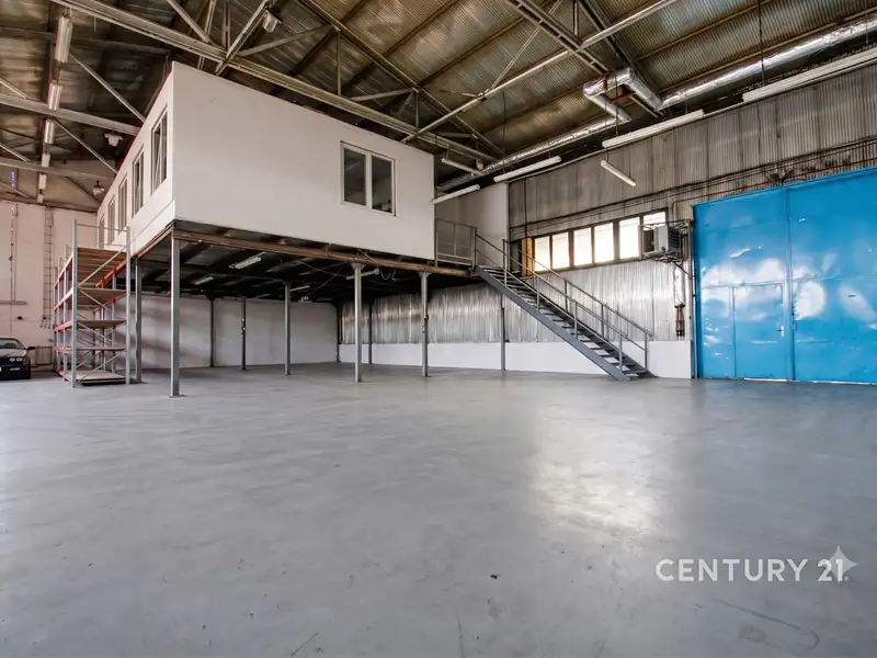 Pronájem výrobní haly, prostoru 897 m², Brno – náhled fotky 2