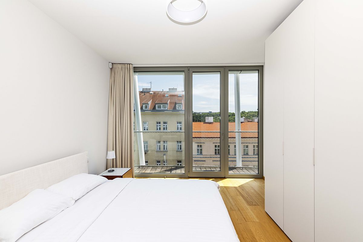 Pronájem bytu 2+kk 62 m² – fotografie 4