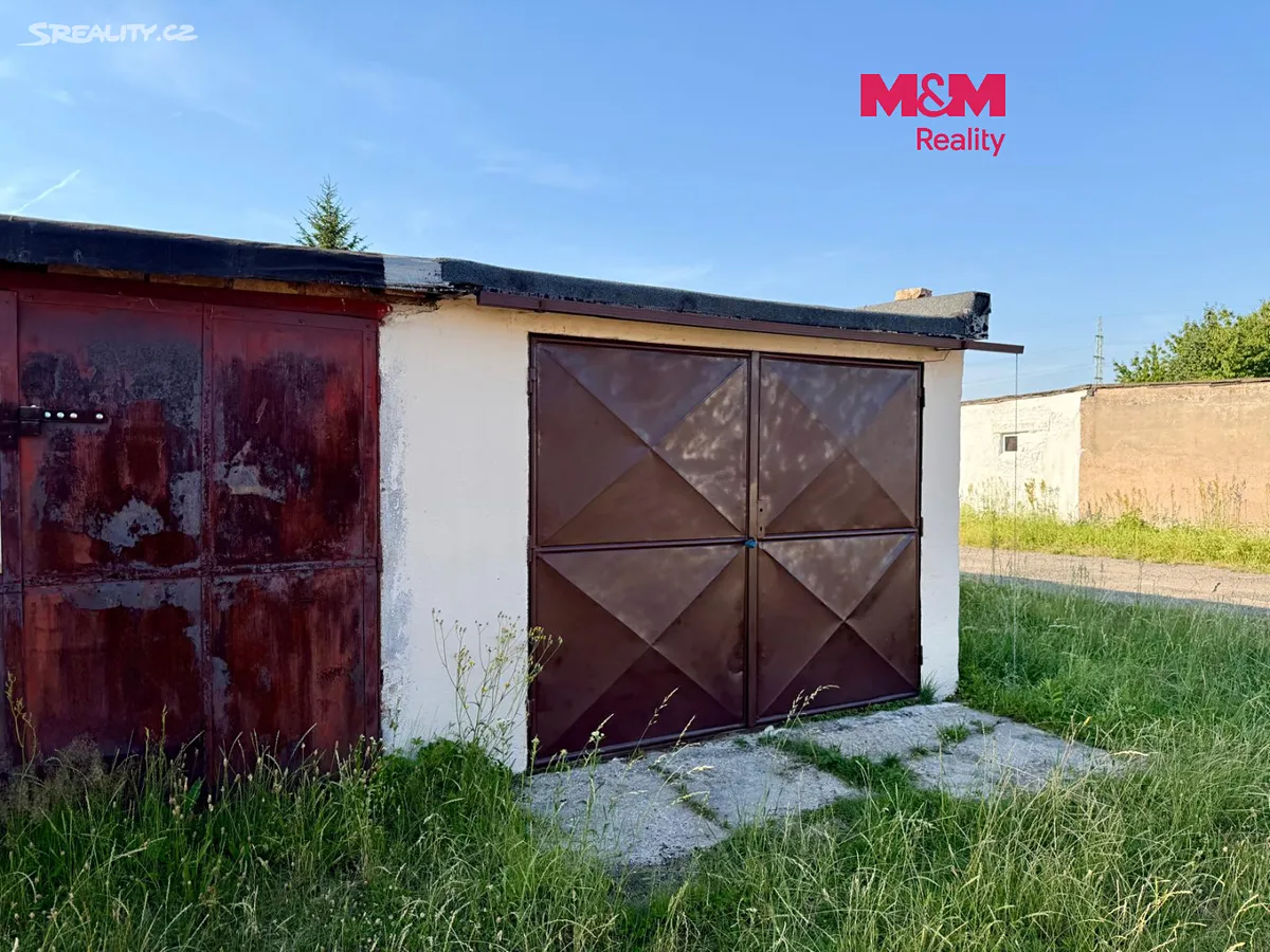 Pronájem garáže 18 m², Pardubice