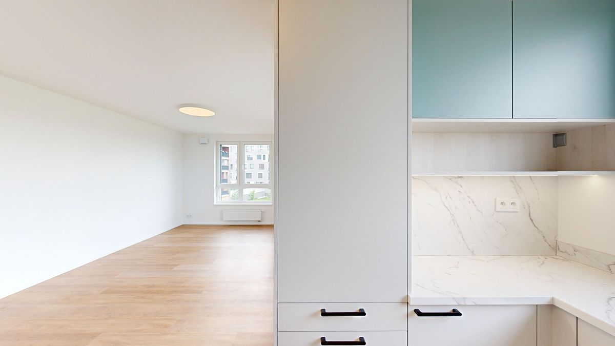 Pronájem bytu 4+kk 85 m² – fotografie 2