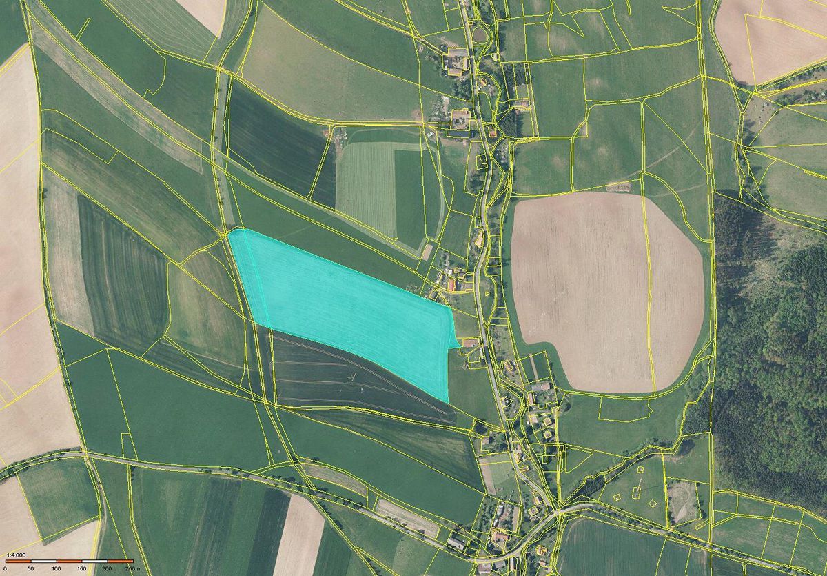 Prodej pole 153142 m²