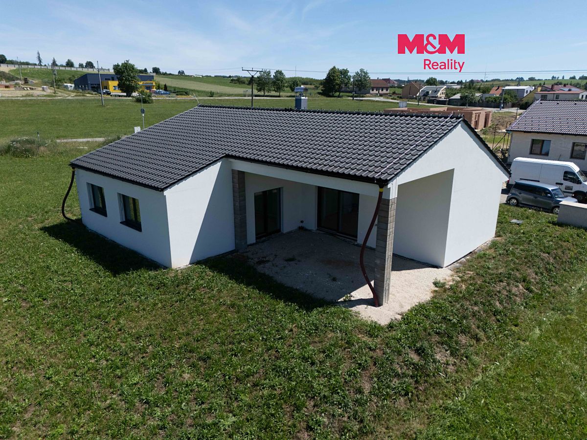 Prodej rodinného domu 120 m², pozemek 933 m²