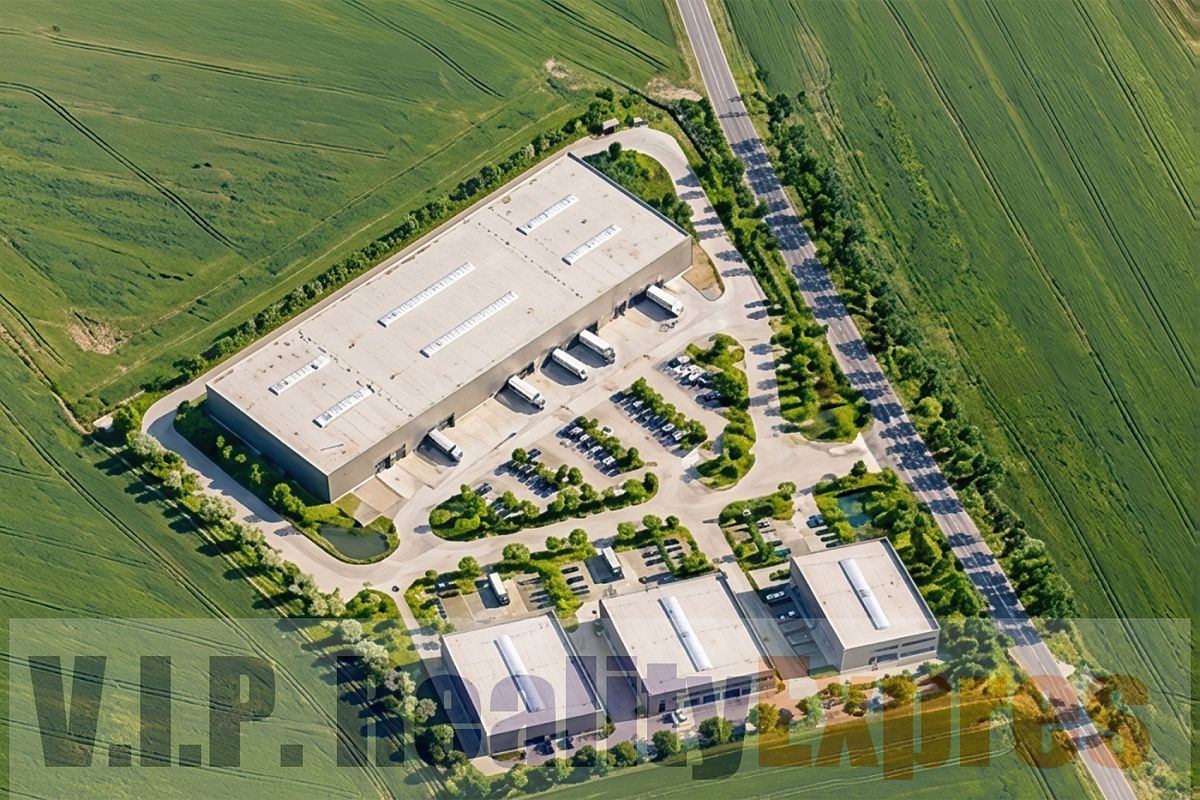Pronájem výrobní haly, prostoru 5620 m² – fotografie 3