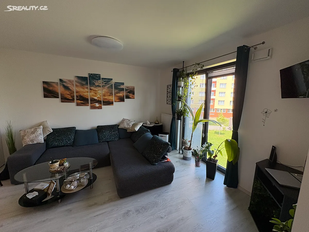 Pronájem bytu 2+kk 54 m², Hradec Králové