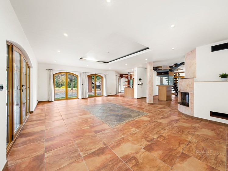 Prodej domu, 295 m² (14 z 42)