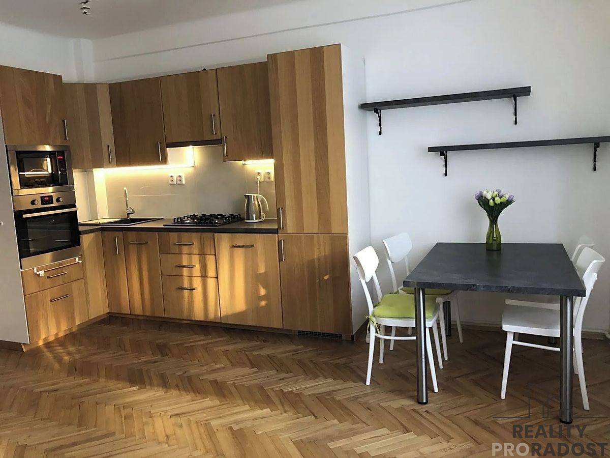 Pronájem bytu 2+kk 44 m²