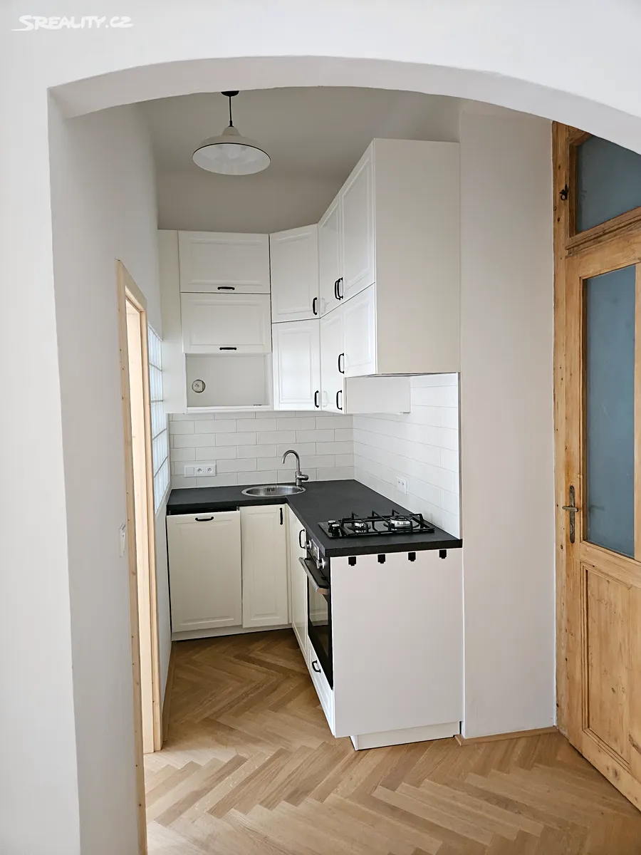 Pronájem bytu 2+kk 40 m² – další
