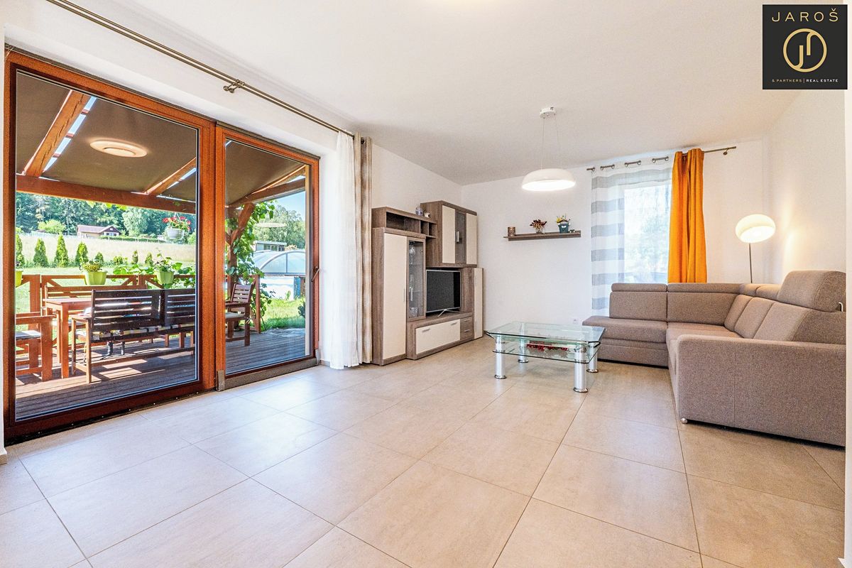 Prodej rodinného domu 130 m², pozemek 1775 m² – fotografie 3
