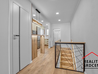 Pronájem bytu 3+kk 82 m²
