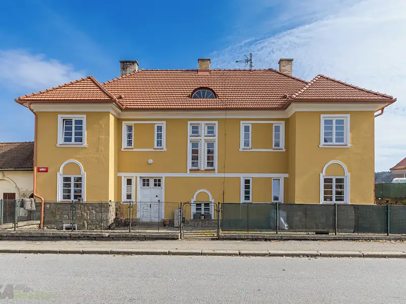Prodej činžovního domu 197 m², Vyšší Brod – náhled fotky 1