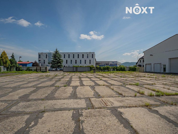 Комерційне приміщення в оренду, 2 601 м² (29 з 30)