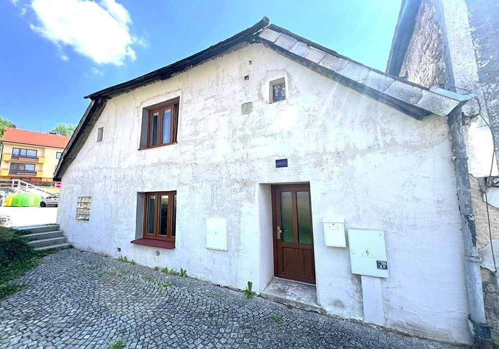 Prodej rodinného domu 220 m², pozemek 283 m² – fotografie 5