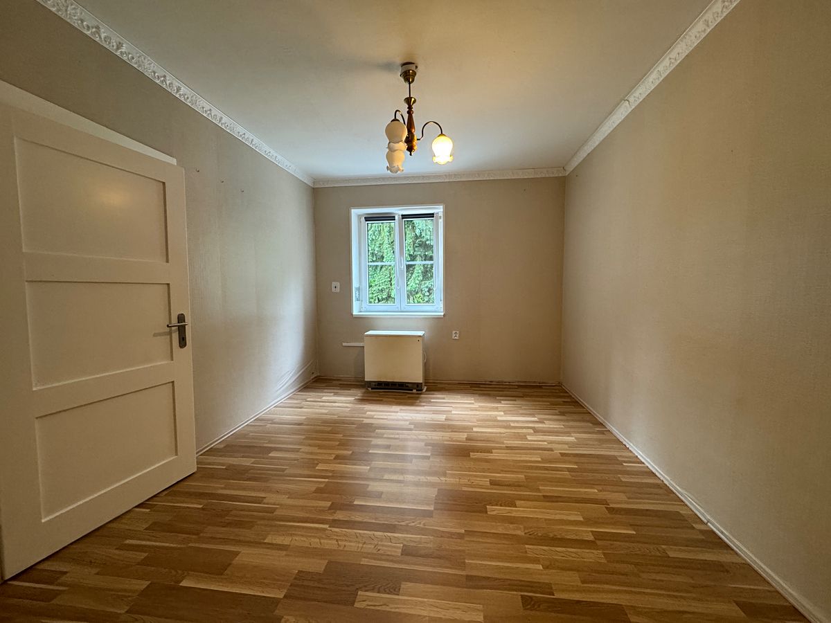 Pronájem bytu 2+1 45 m² – fotografie 3