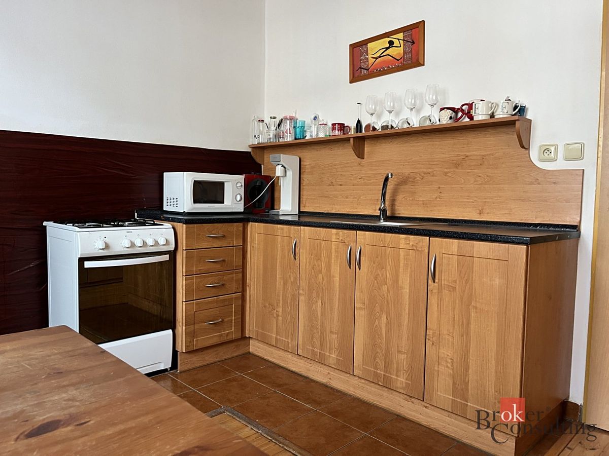 Pronájem bytu 2+kk 46 m² – fotografie 2