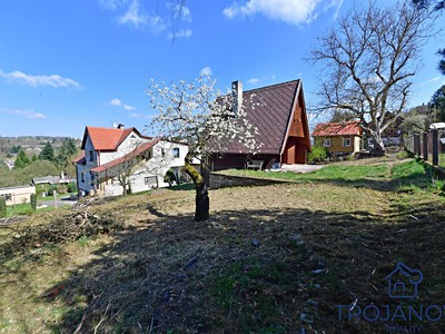 Prodej  stavebního pozemku 713 m²