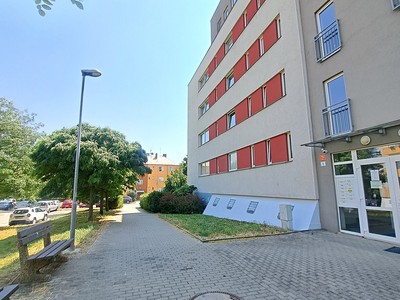 Pronájem bytu 2+kk 62 m²