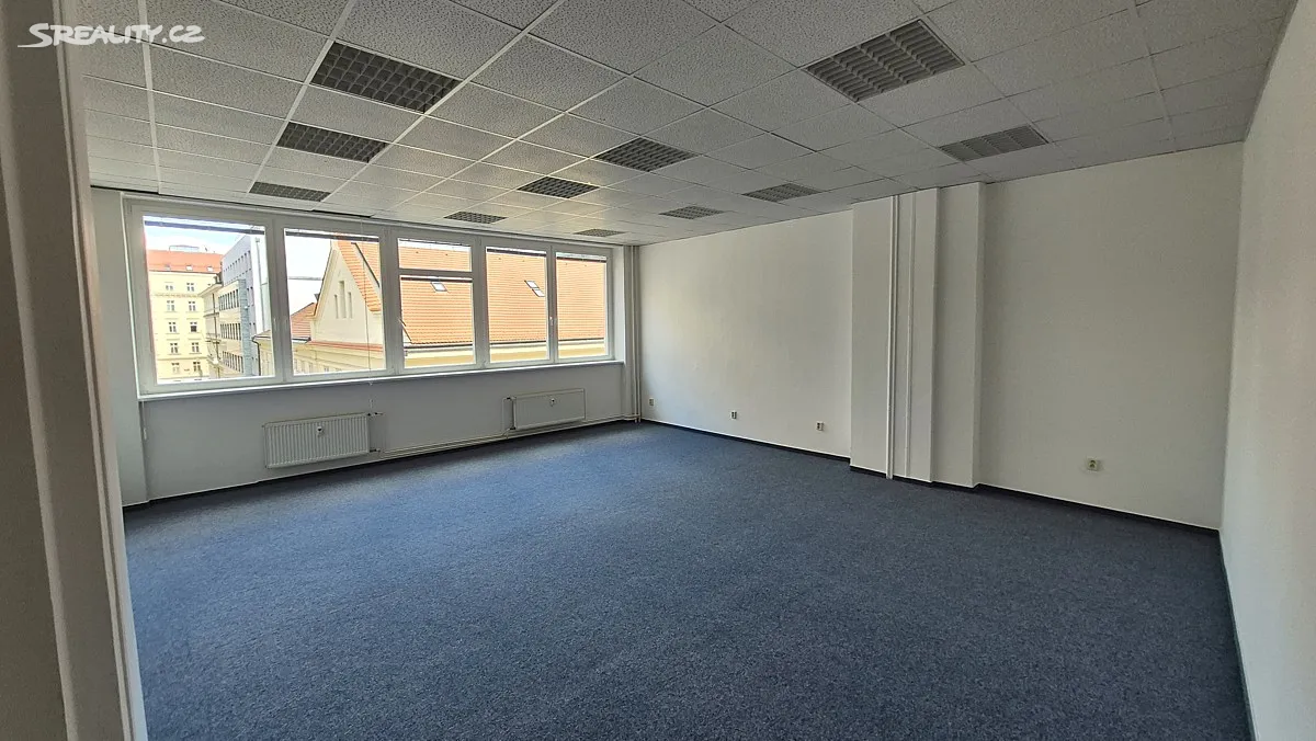 Pronájem kanceláře 153 m², Praha