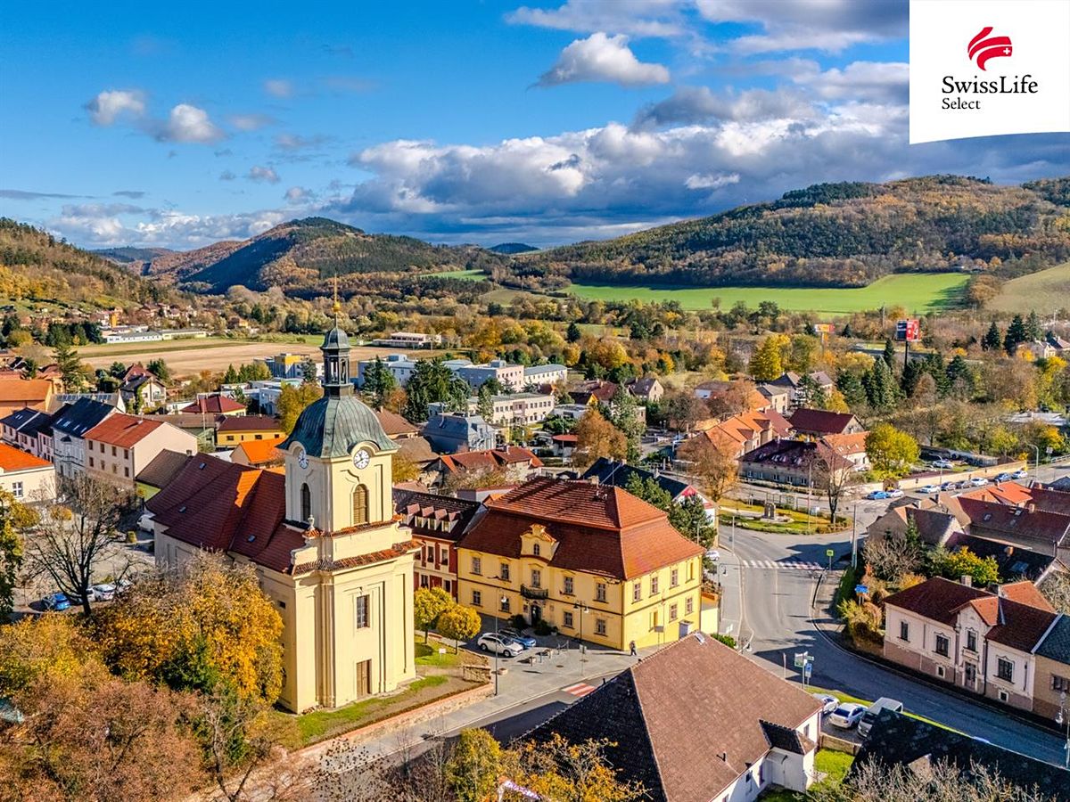 Prodej rodinného domu 100 m², pozemek 1709 m² – fotografie 2