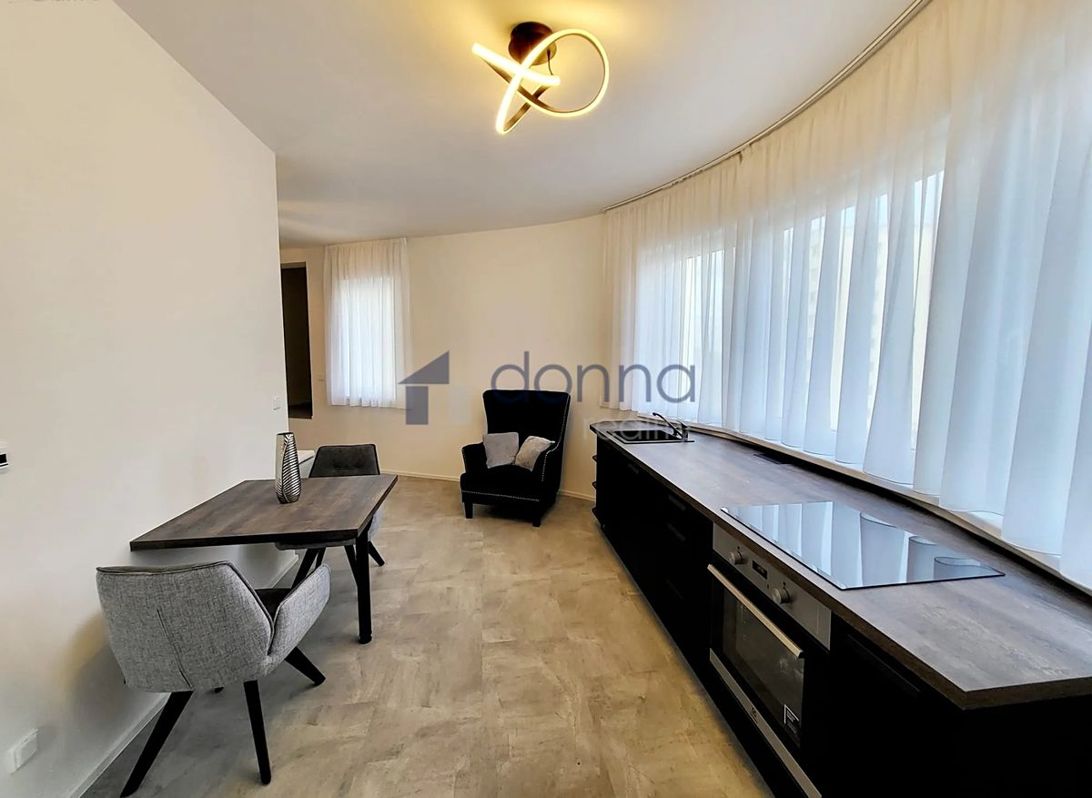 Pronájem bytu 1+kk 30 m²