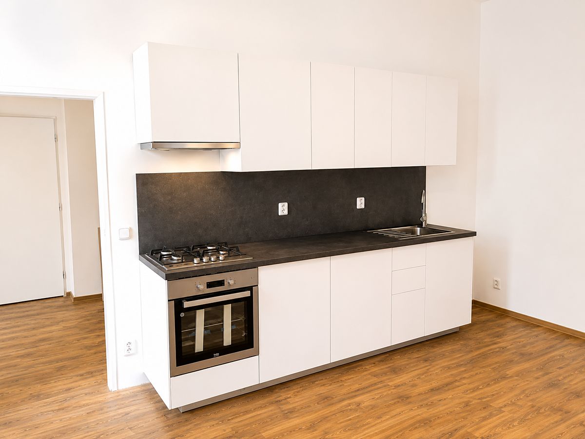 Pronájem bytu 2+kk 65 m²