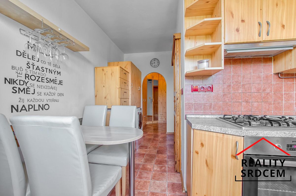 Pronájem bytu 2+1 52 m² – fotografie 4